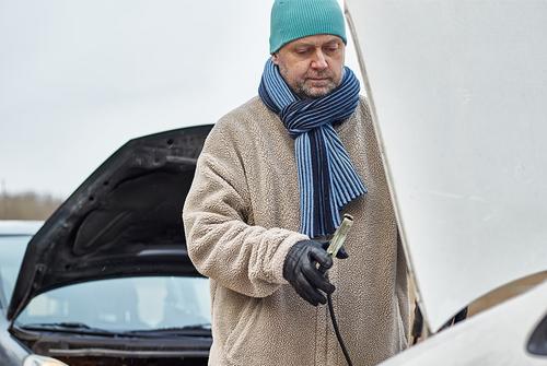 Почему зимой я не могу завести свой автомобиль?
